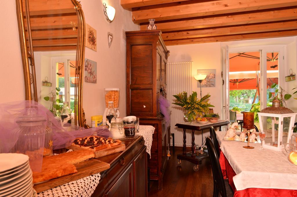 B&B Corte Barbieri Dolcè Eksteriør billede
