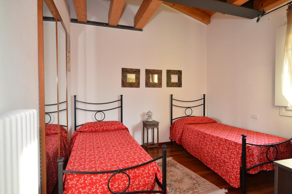 B&B Corte Barbieri Dolcè Eksteriør billede